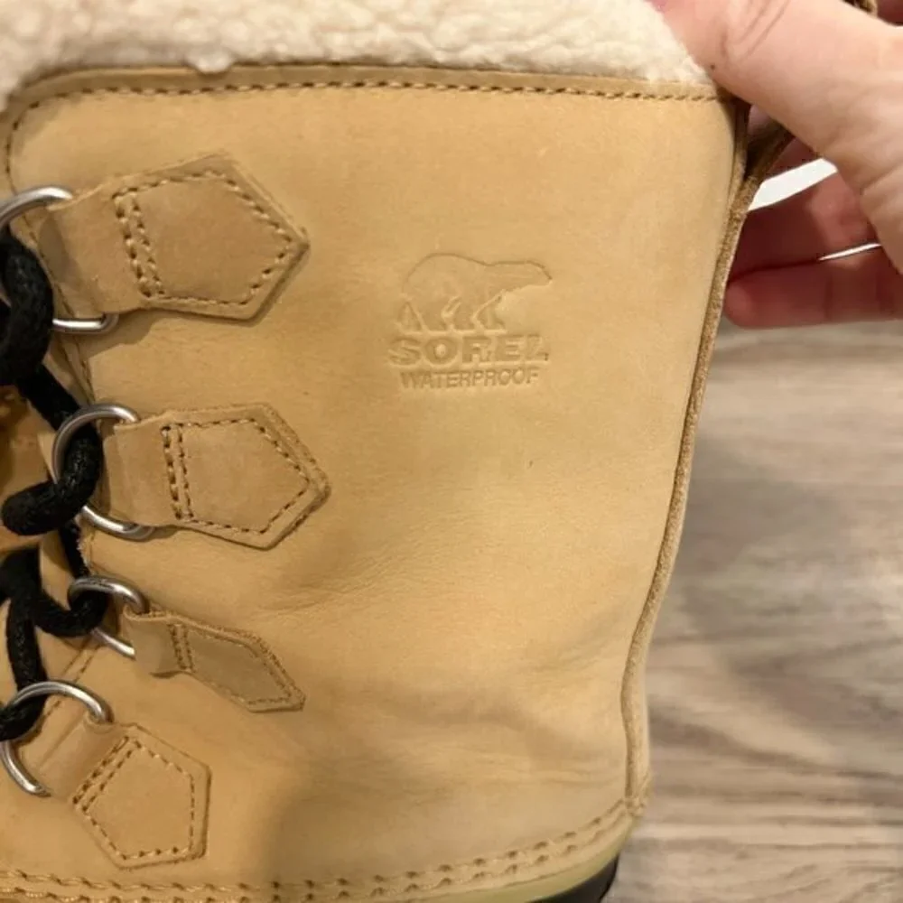 Sorel Women's Caribou Winter Boots Size 5